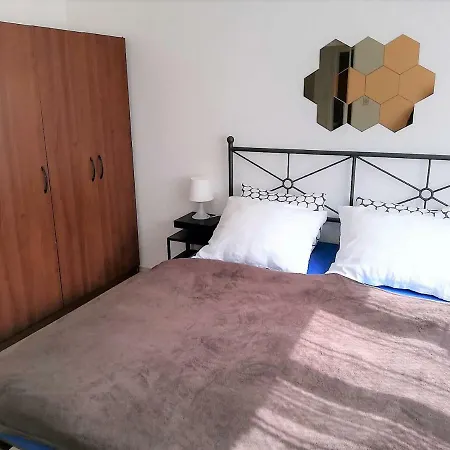 Zora Apartament *